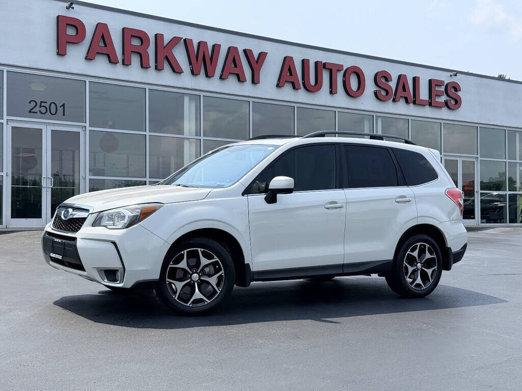 2016 SUBARU Forester