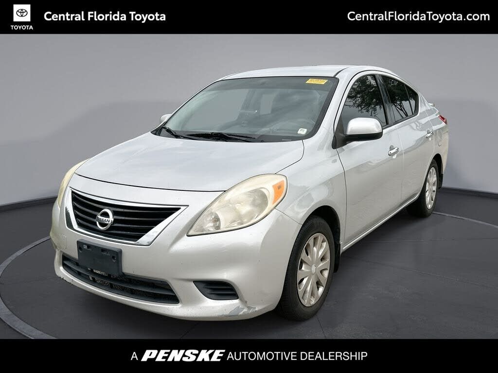 2014 NISSAN Versa