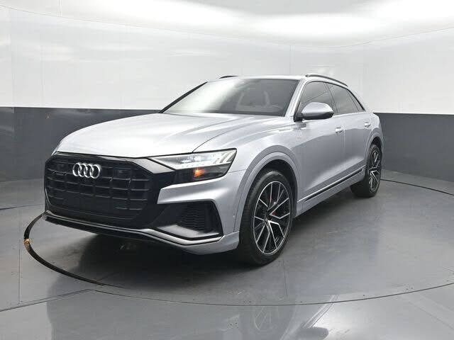2021 AUDI Q8