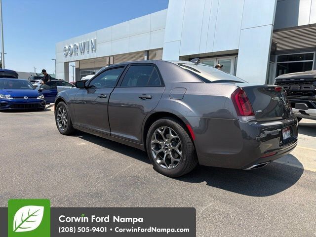 2016 CHRYSLER 300