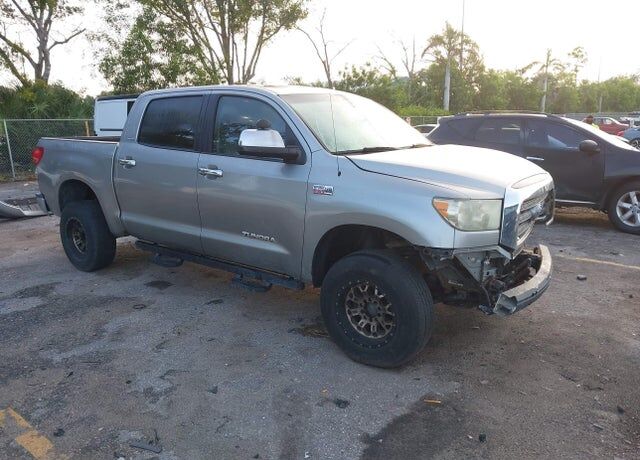 2008 TOYOTA Tundra