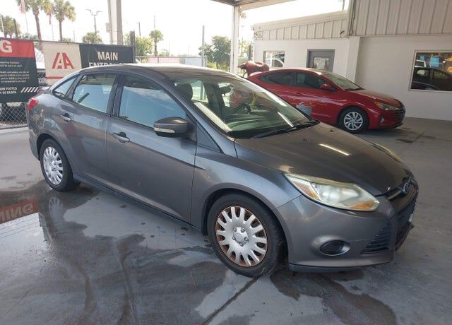 2013 FORD Focus