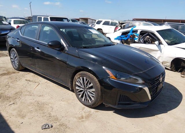 2023 NISSAN Altima