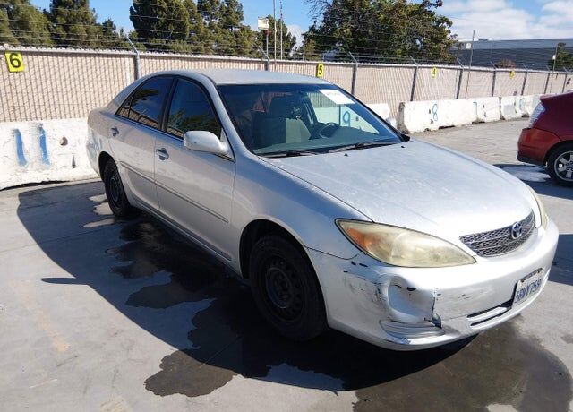 2002 TOYOTA Camry
