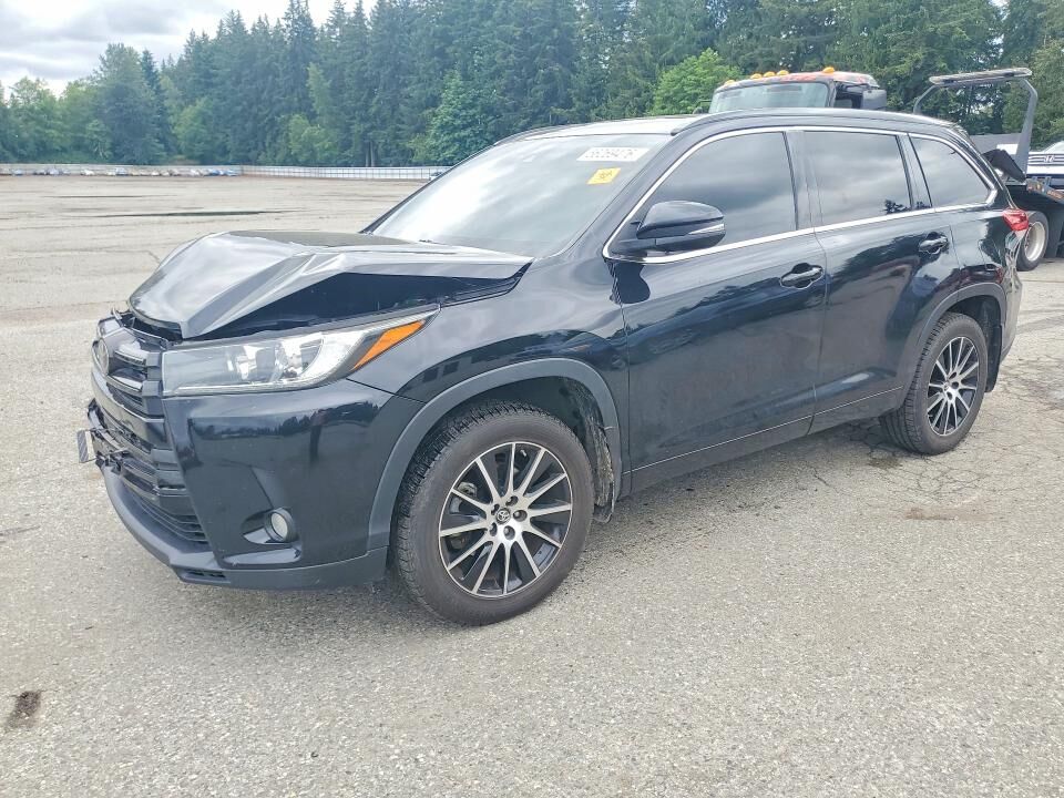 2018 TOYOTA Highlander