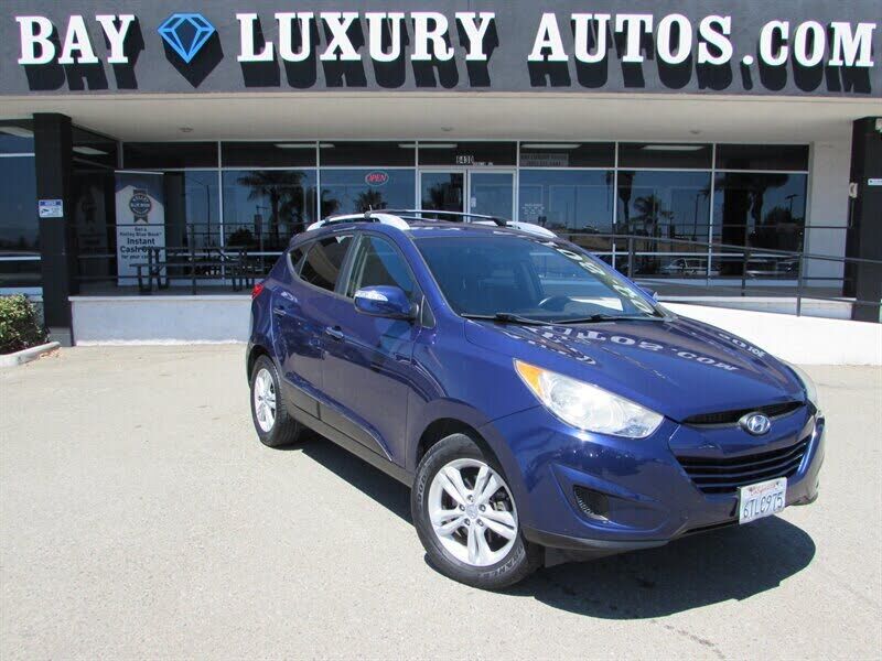 2012 HYUNDAI Tucson