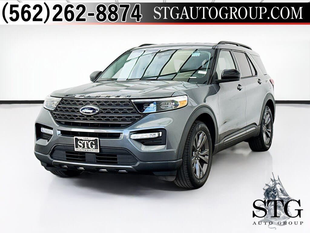 2022 FORD Explorer