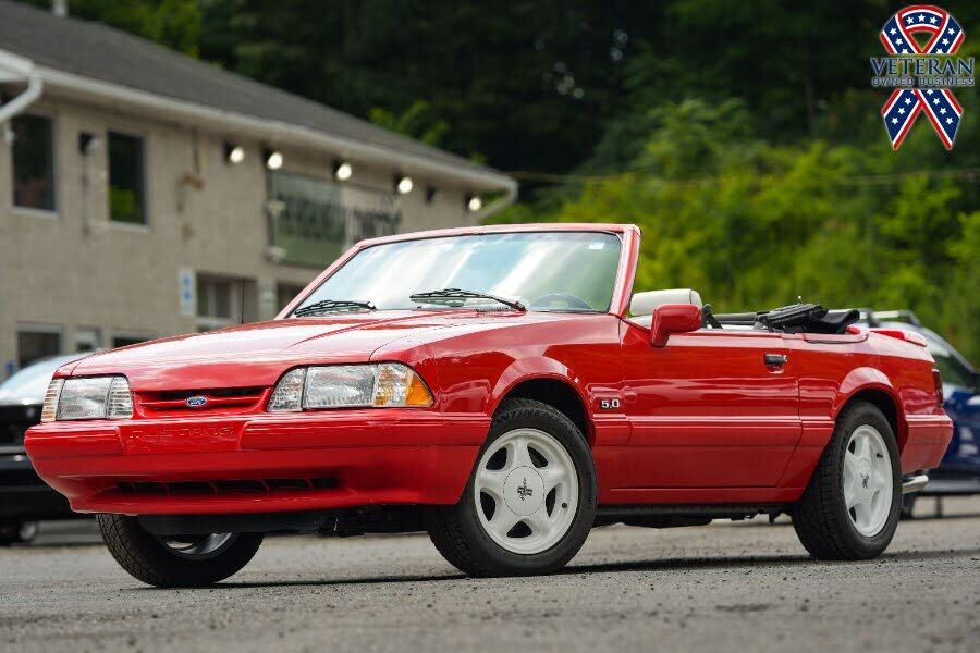 1992 FORD Mustang