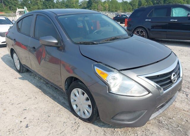 2019 NISSAN Versa
