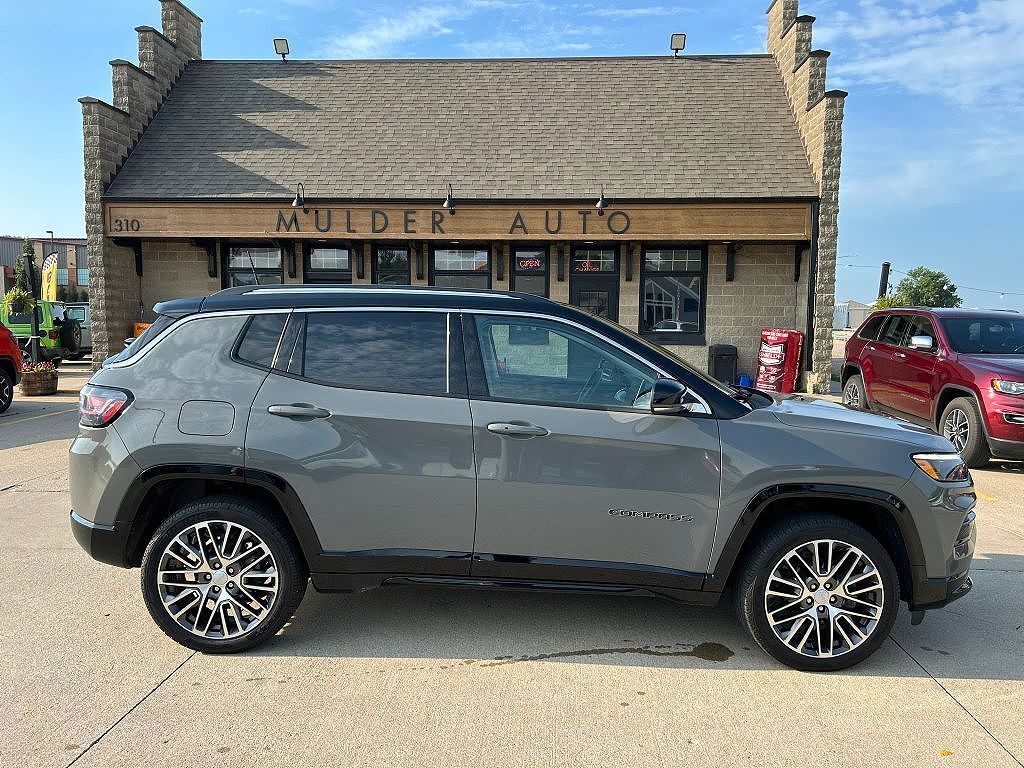 2022 JEEP Compass