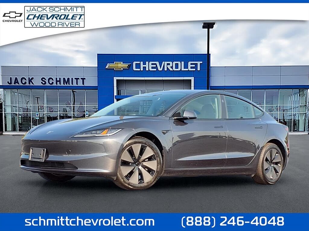 2025 TESLA Model 3
