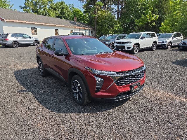 2024 CHEVROLET Trax