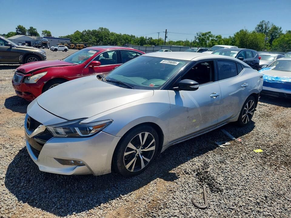 2016 NISSAN Maxima