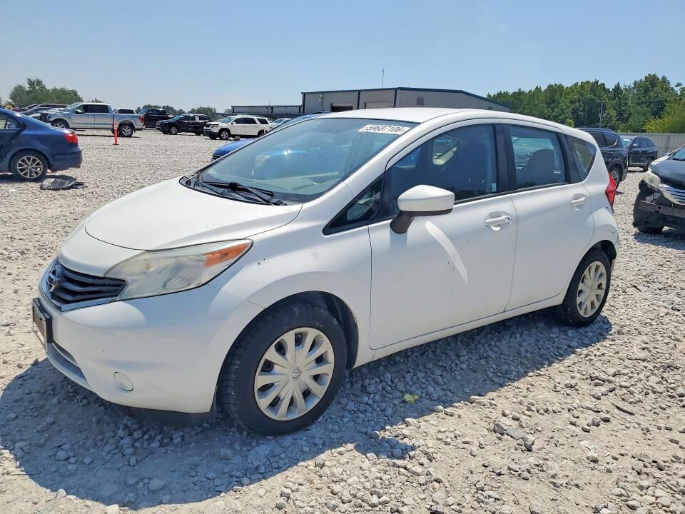 2016 NISSAN Versa