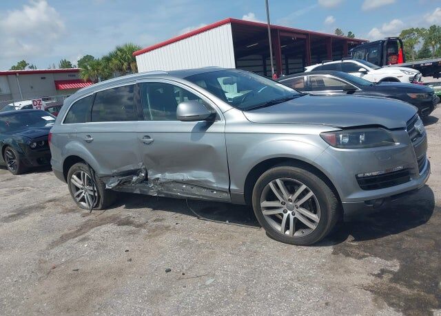 2009 AUDI Q7