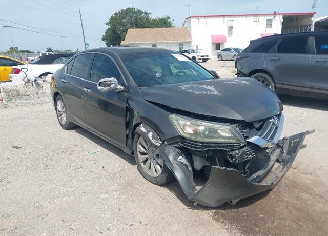 2013 HONDA Accord