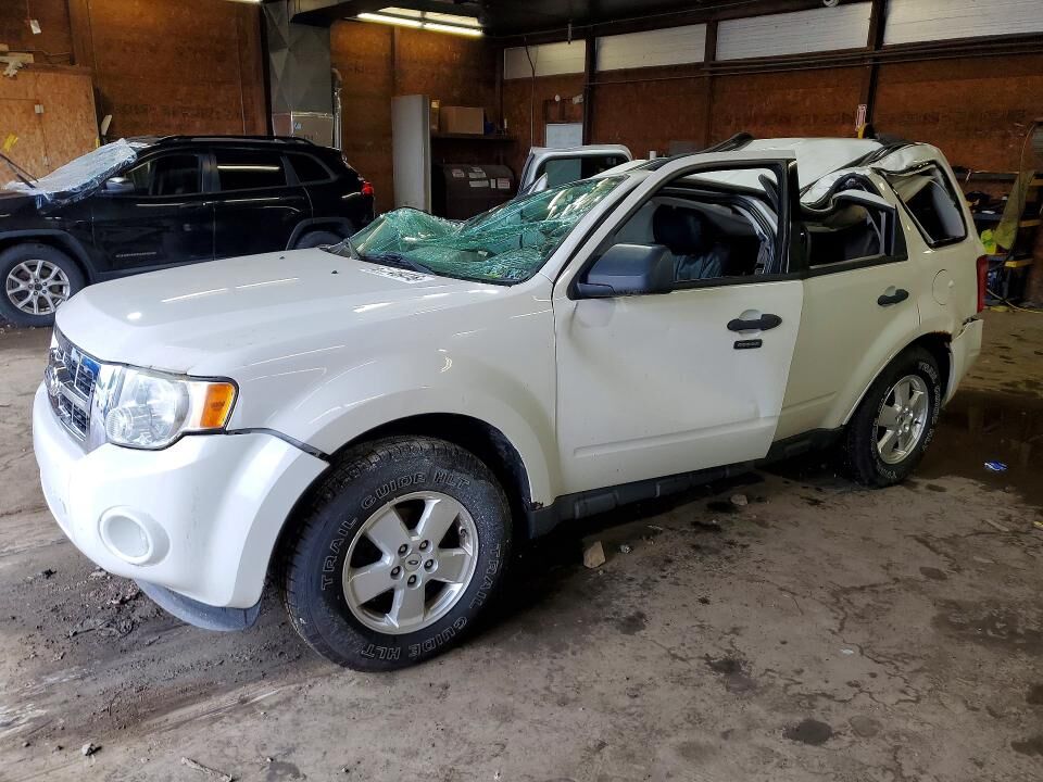 2011 FORD Escape