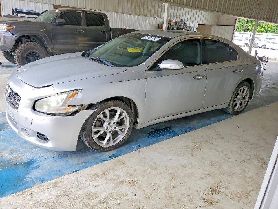 2014 NISSAN Maxima