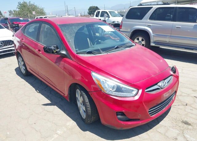 2014 HYUNDAI Accent