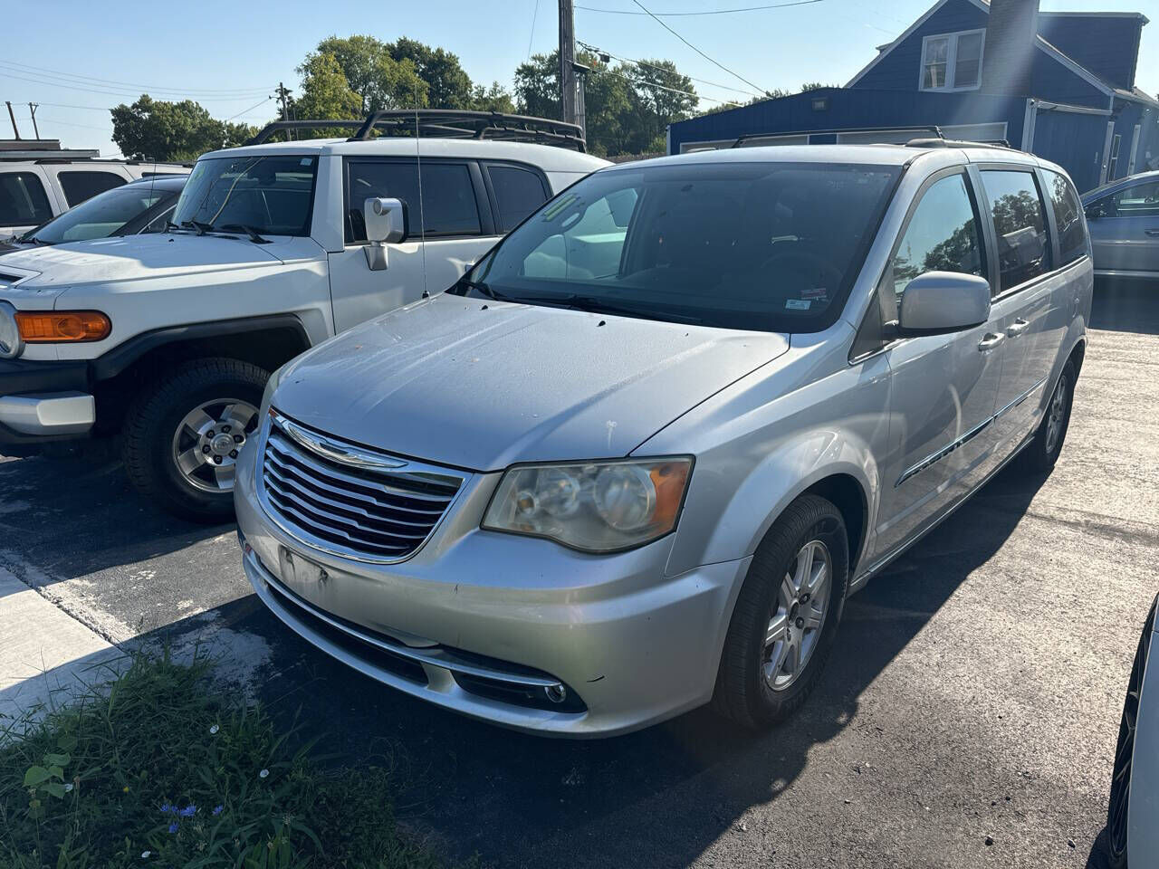2011 CHRYSLER Town and Country