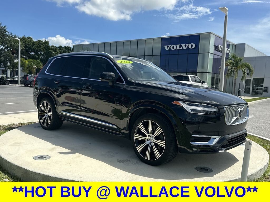 2023 VOLVO XC90