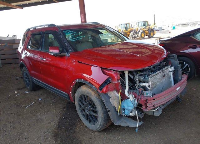 2015 FORD Explorer