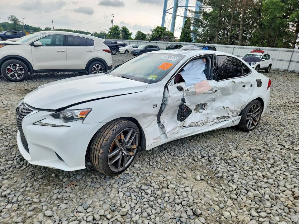 2015 LEXUS IS