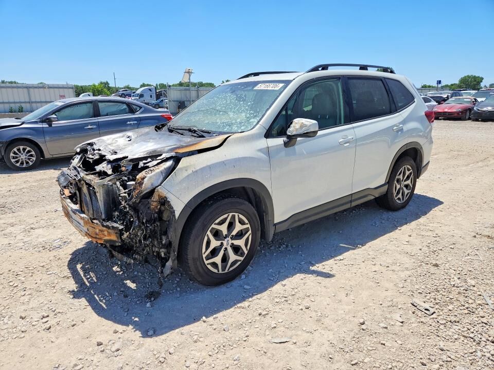 2023 SUBARU Forester