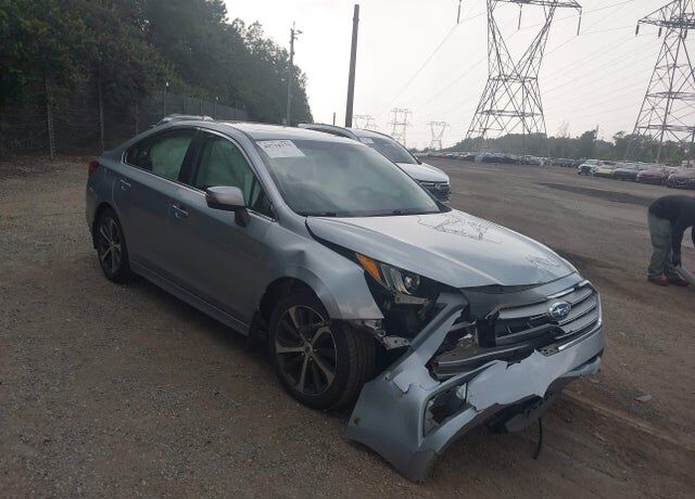 2015 SUBARU Legacy