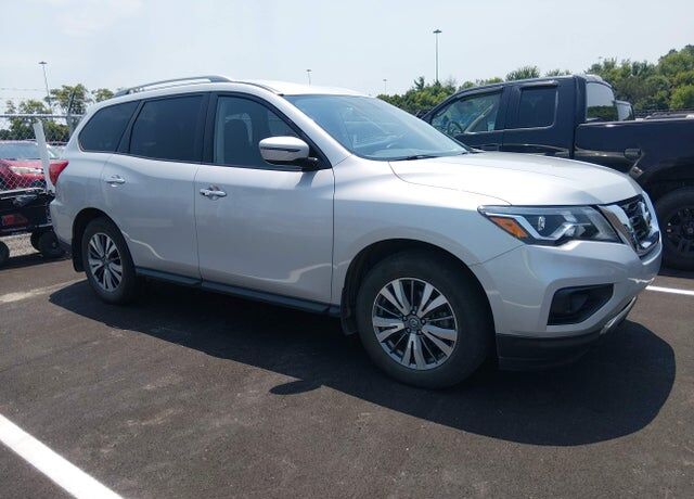 2019 NISSAN Pathfinder