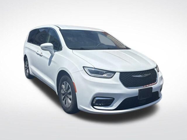 2022 CHRYSLER Pacifica
