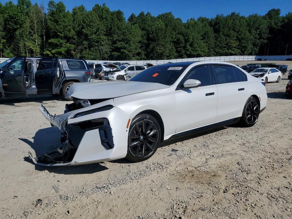 2023 BMW i7