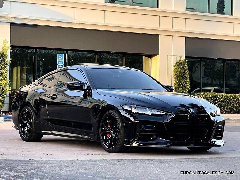 2025 BMW M4