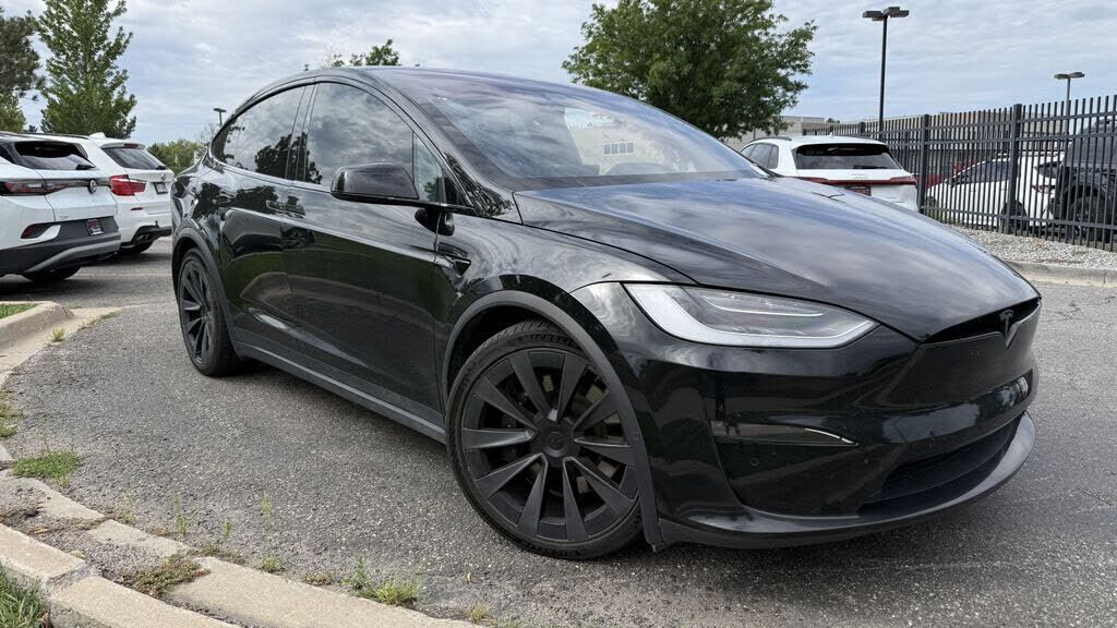 2022 TESLA Model X