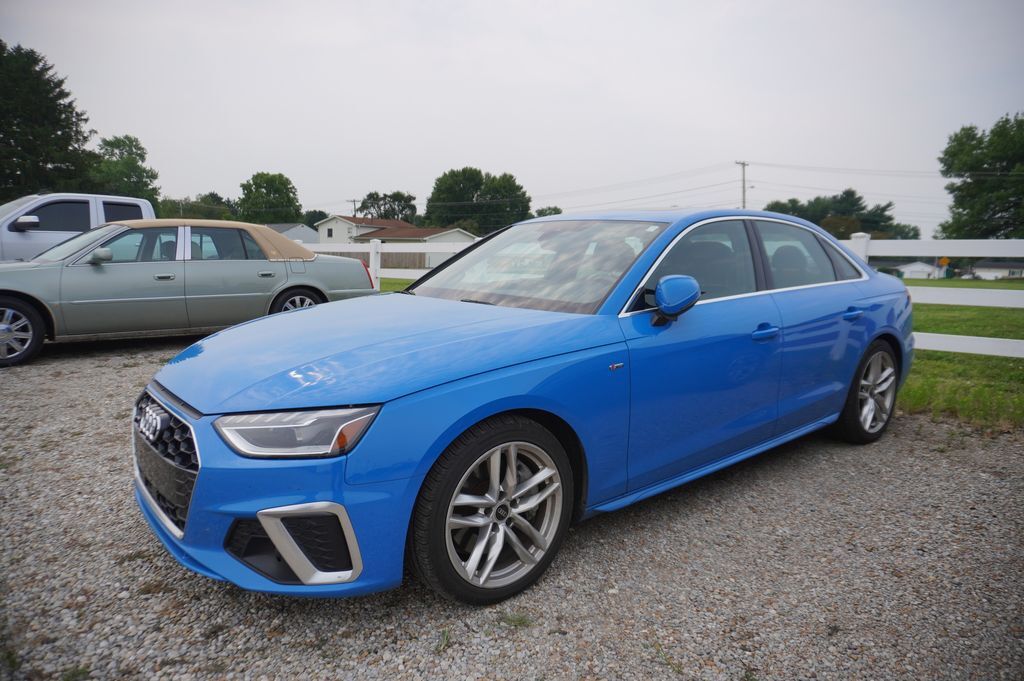 2022 AUDI A4