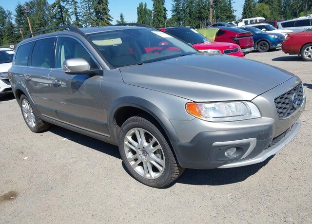 2016 VOLVO XC70