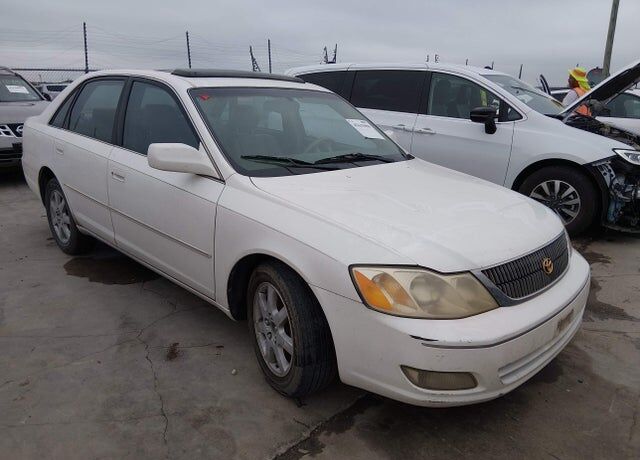 2000 TOYOTA Avalon