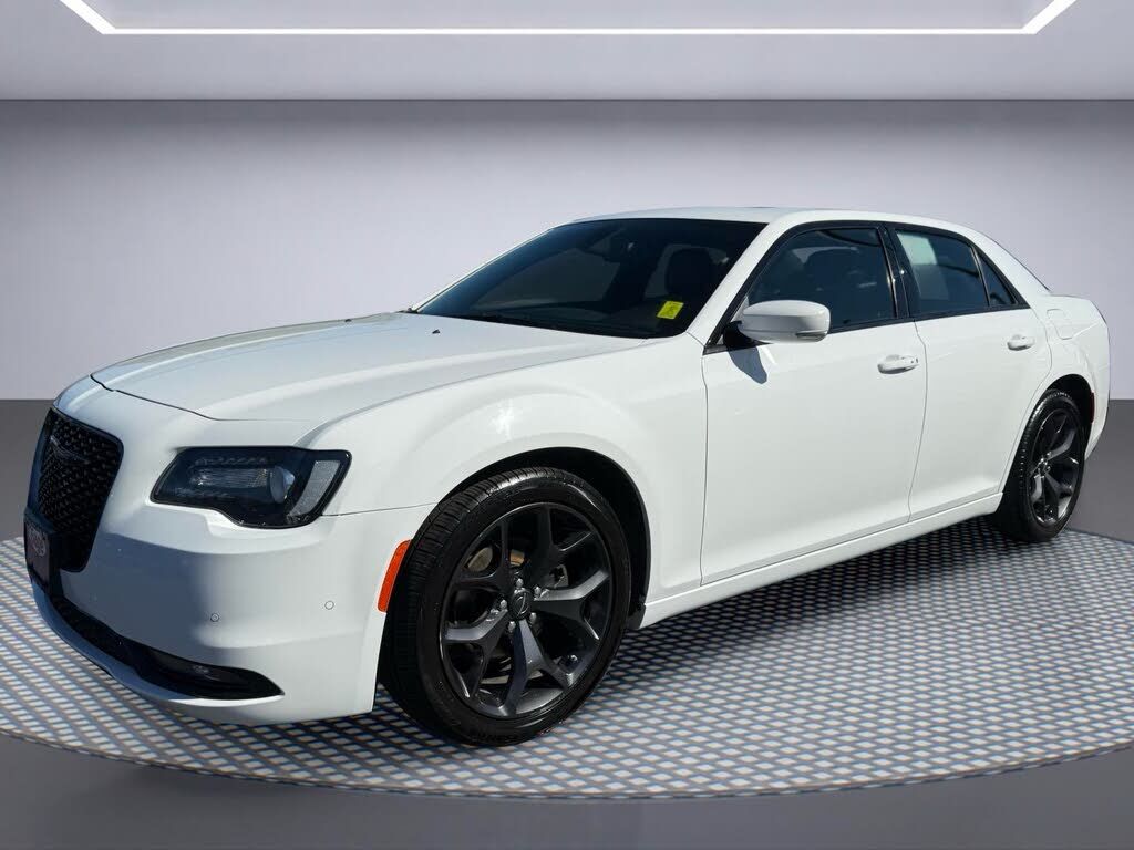 2023 CHRYSLER 300