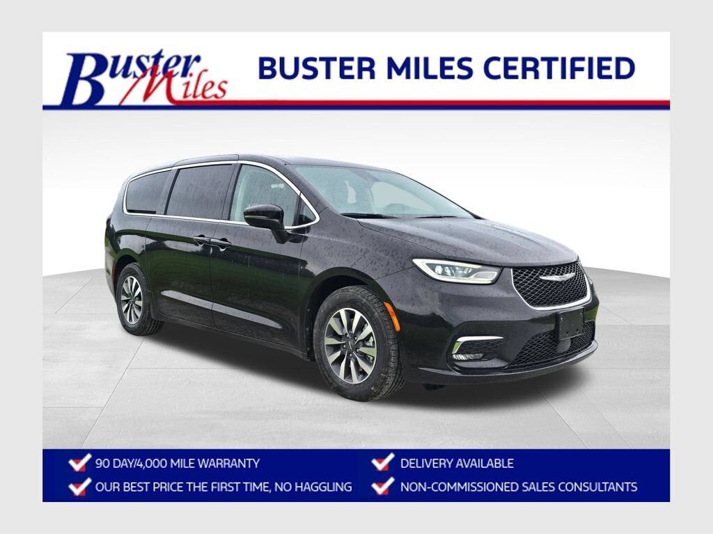 2023 CHRYSLER Pacifica