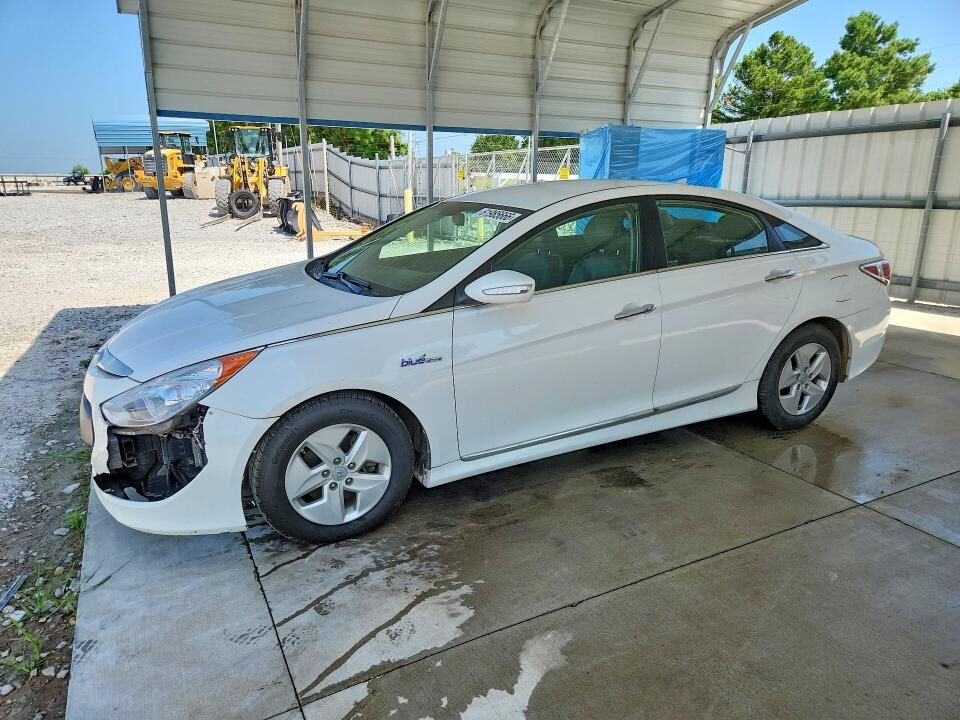 2011 HYUNDAI Sonata