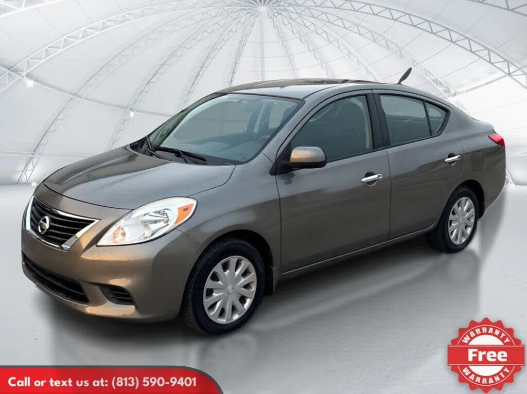2012 NISSAN Versa