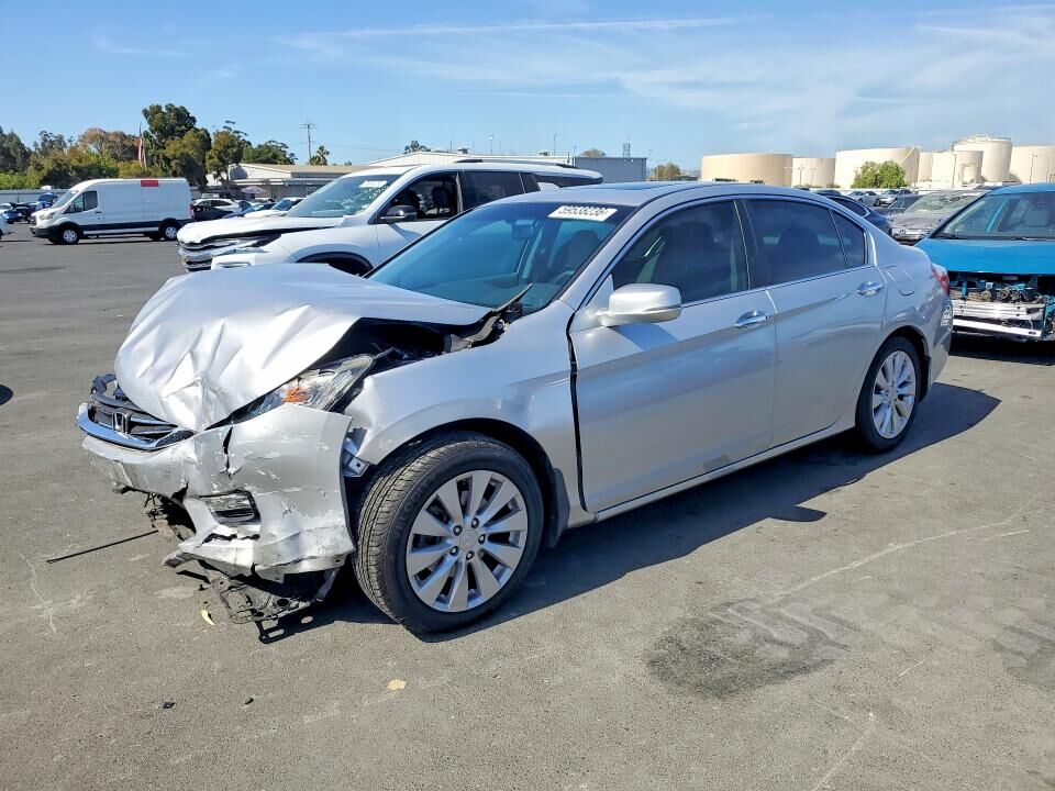 2013 HONDA Accord