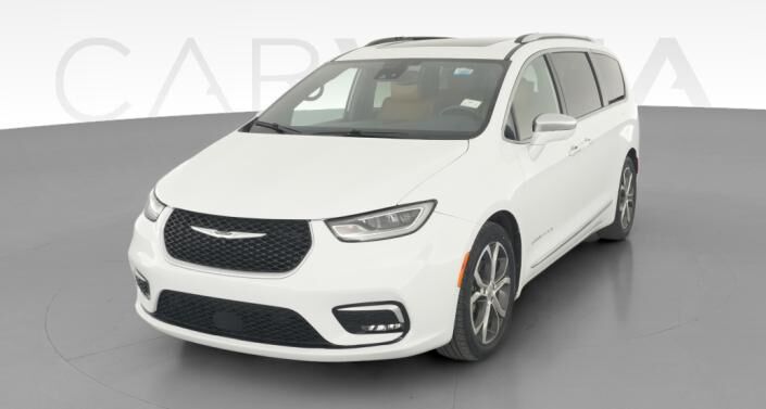 2022 CHRYSLER Pacifica