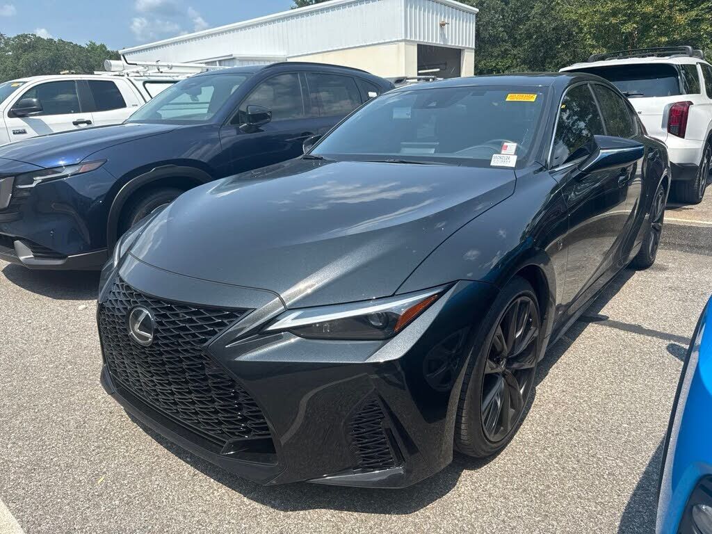 2025 LEXUS IS