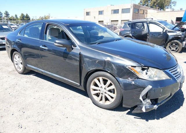 2011 LEXUS ES