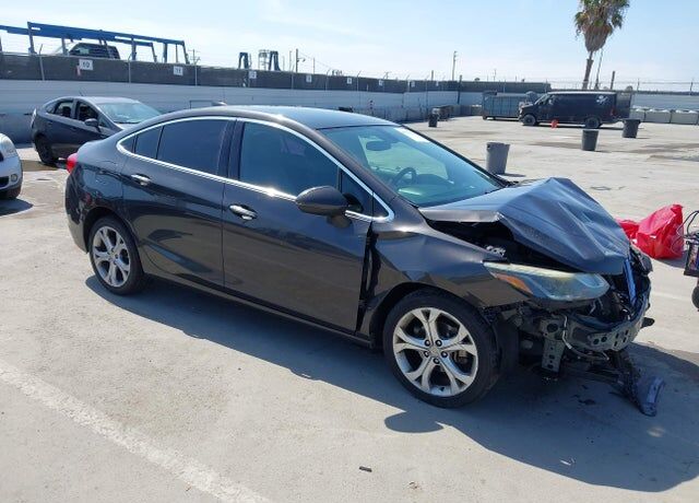 2017 CHEVROLET Cruze