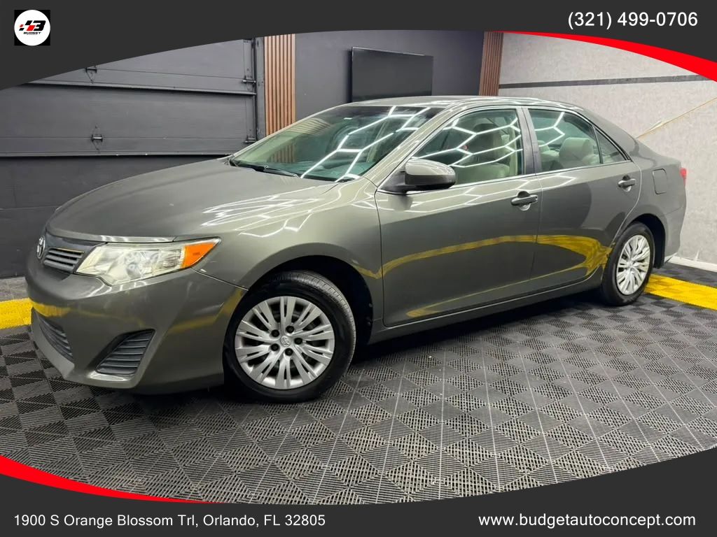 2014 TOYOTA Camry