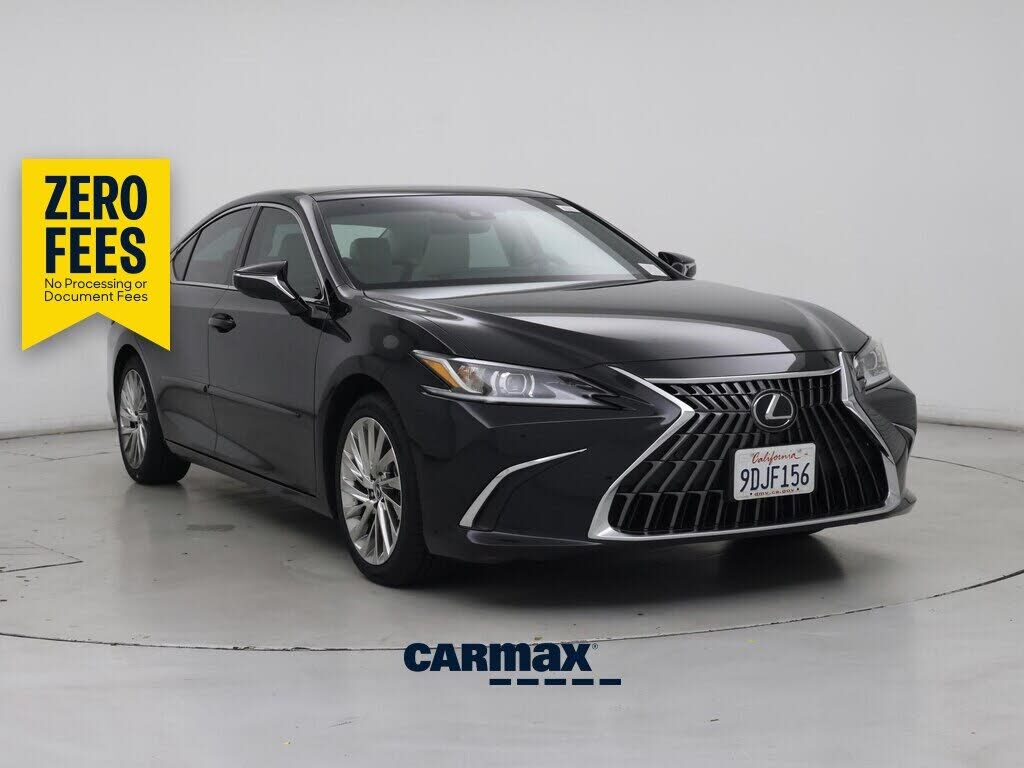 2022 LEXUS ES