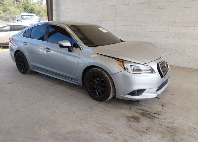 2017 SUBARU Legacy