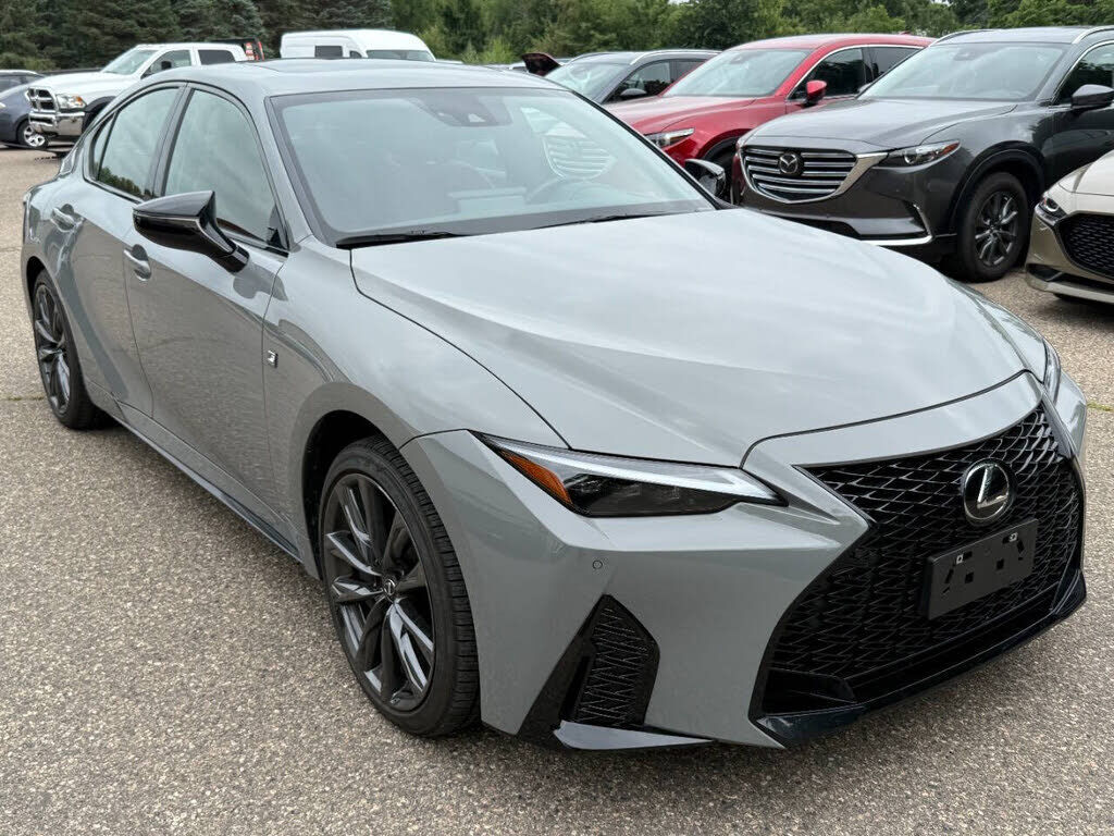 2025 LEXUS IS